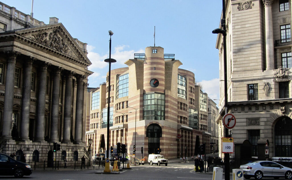 A view of The Mansion House and One, Poultry in the City of London.